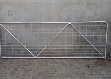 China N Stay Farm Gate Fence 33.4 X 1.5mm Size For Heavy Rural Applications supplier