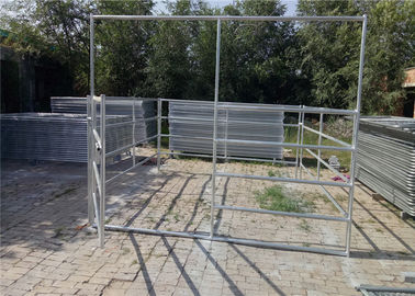 China 1.3m Tall Sheep Fence Panels , Oval Rail Heavy Duty Cattle Panels With High Visibility supplier