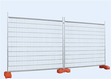 China Low Carbon Steel Galvanized Temporary Fence With Cementing PVC Plastic Base supplier