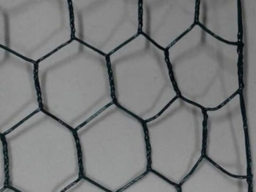 China Black Vinyl Coated Hexagonal Wire Mesh 50m Length Anti Rust With 20 Gauge supplier