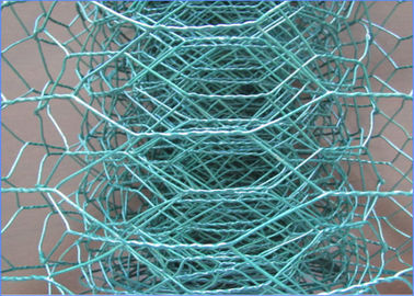 China 1/2'' Hexagonal Wire Mesh Rust Resistance Mesh Weave Style With Double Edged Wires supplier