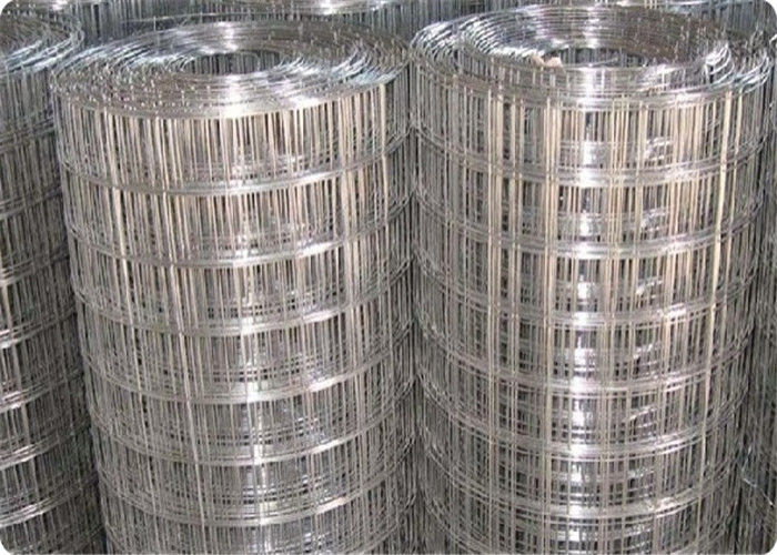 Green Welded Wire Mesh Rolls Stainless Steel Wire Material Strong Structure