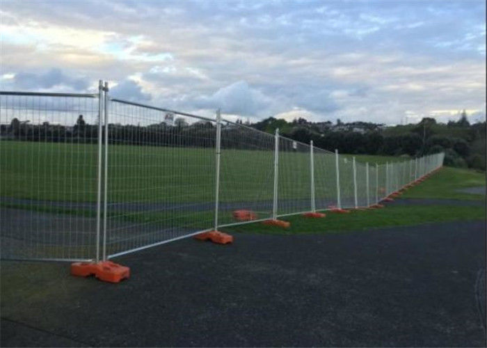 Pedestrian Crowd Control Galvanized Temporary Fence Security For Stability
